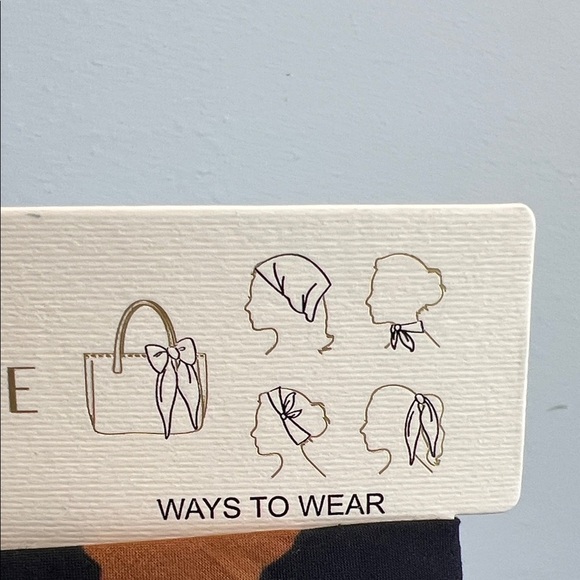 Sunday State | Leopard Print Scarf - Picture 2 of 4